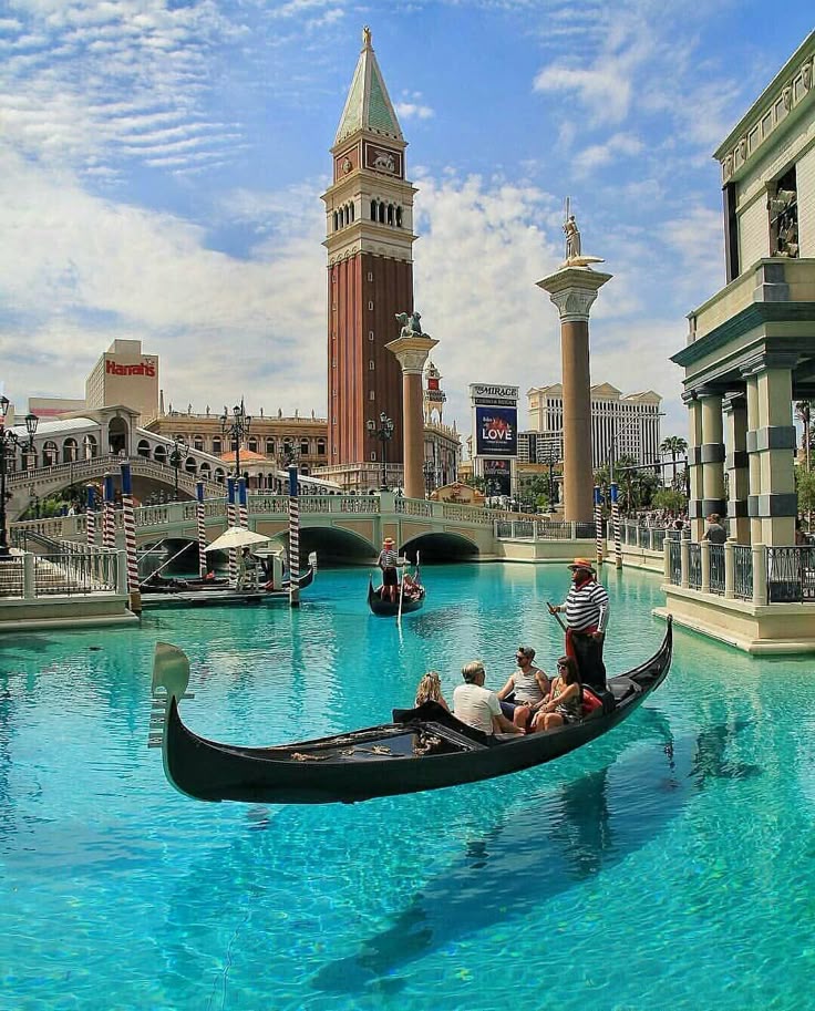 _travel__vibes's tweet photo. Venice, Italy 🇮🇹 https://t.co/8XFLdxurhB