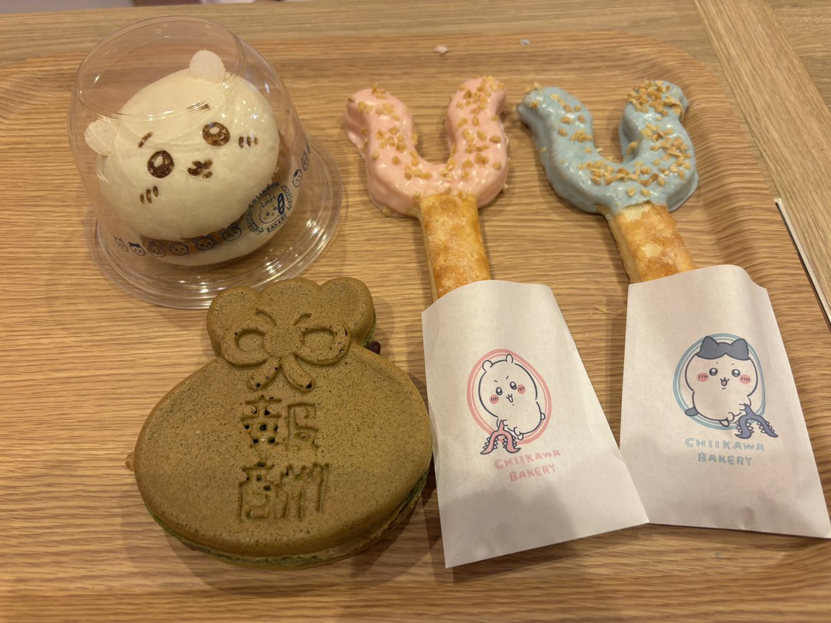 lp_katty's tweet photo. ちいかわベーカリー大阪、楽しすぎた🍞 https://t.co/hTKuGnYtCQ