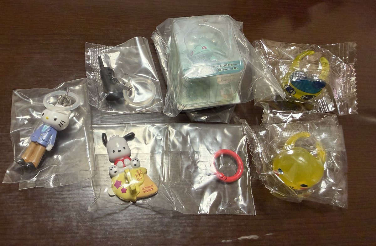 _nndyn's tweet photo. 【交換】めじるしアクセサリー サンリオキーリングハンガー あしなが ワンピース ポケモン

譲　ポチャッコ ダニエル イム様 
　　まめっち まるっち フシギダネ

求   未所持めじるし
　　他たまごっち関連
　　(ご提示下さい)

郵送にて交換希望です。
お気軽にお声掛け下さい。 https://t.co/RNtZXkW8xH