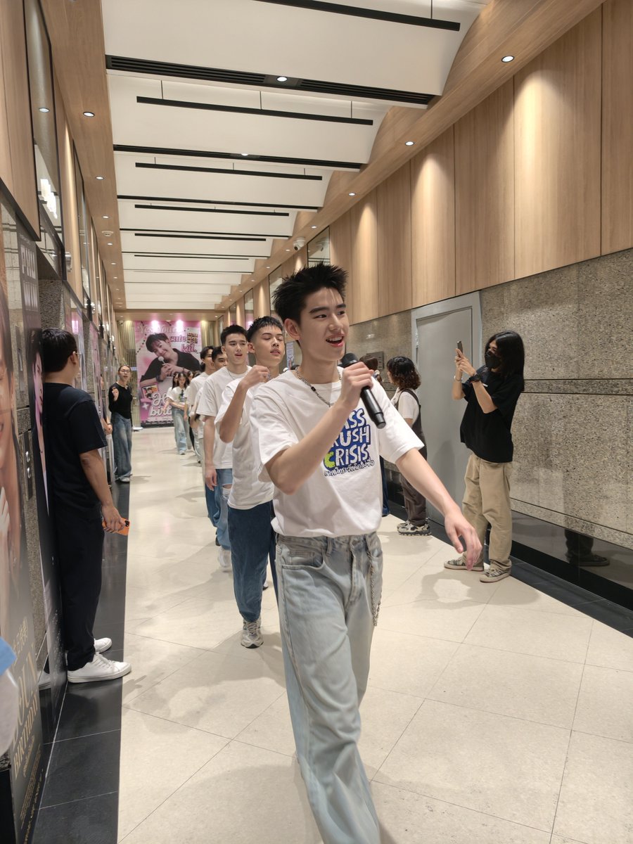 CCCseriesTH's tweet photo. รายงานตัวฮ๊าฟฟป๋ม 

1ST CCC GATHERING 
#1STรวมพลCCC https://t.co/epXm746lgL