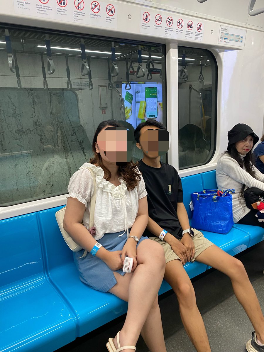 Pasmudbdg_'s tweet photo. Otw jaksel https://t.co/ZyyZOn9gpe