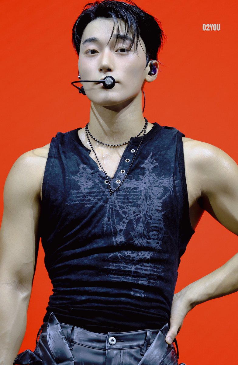 orangetoyou_'s tweet photo. 260708 ROCK IN ROMA 

#ATEEZ #에이티즈
#CHOISAN #최산
#SAN #산 
#UltimateBiasChoiSan 
#천년동안_함께할_산이_생일축하해 https://t.co/2n1wr6I8Fz