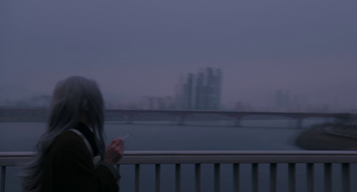 taesdawn26's tweet photo. a film about choosing small comforts over the kind of life that asks you to give them up. this film is quiet, gentle, and deeply human. https://t.co/25AQjr0SZq
