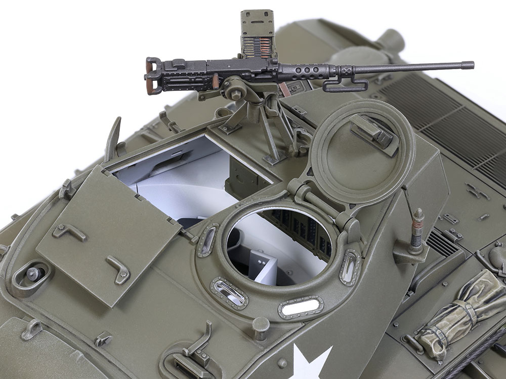 hobbywatch_jp's tweet photo. タミヤ、プラモデル「1/35 アメリカ軽戦車M24 チャーフィー (ヨーロッパ戦線)」本日発売！　 https://t.co/vJLKgE61uH https://t.co/x62Uyk0xMP