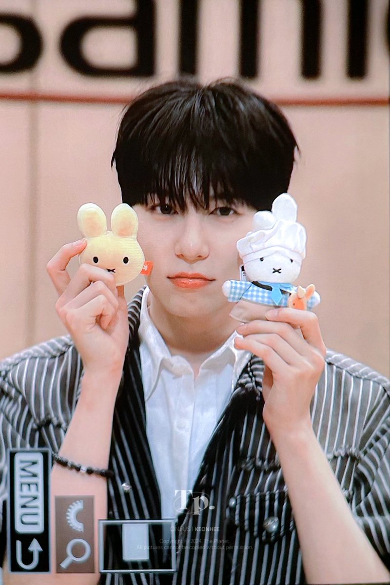 theplanet627's tweet photo. 260710 #건희 #ONEUS #원어스 #KEONHEE https://t.co/zqgwem9bl8