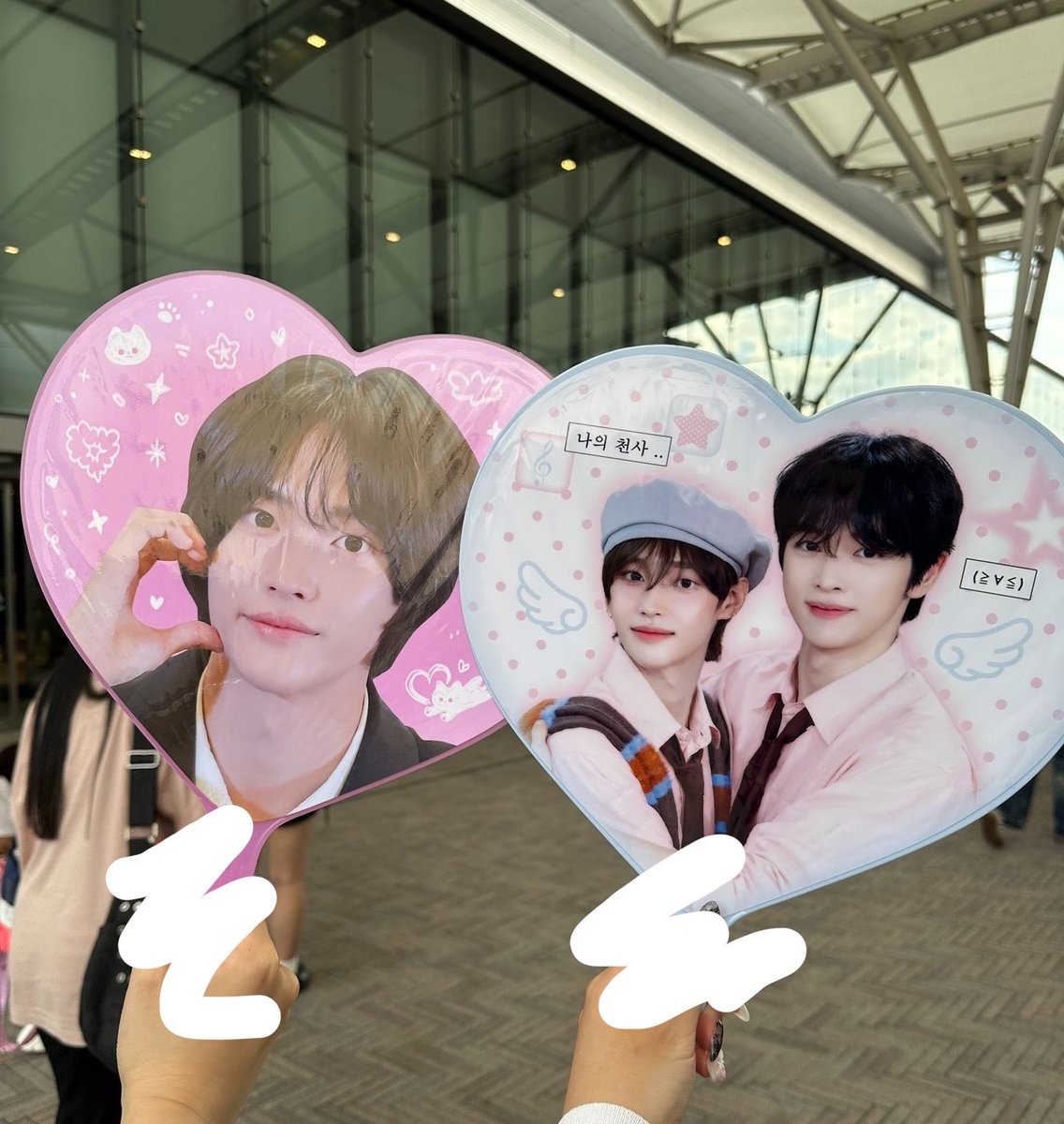 닌 tweet media
