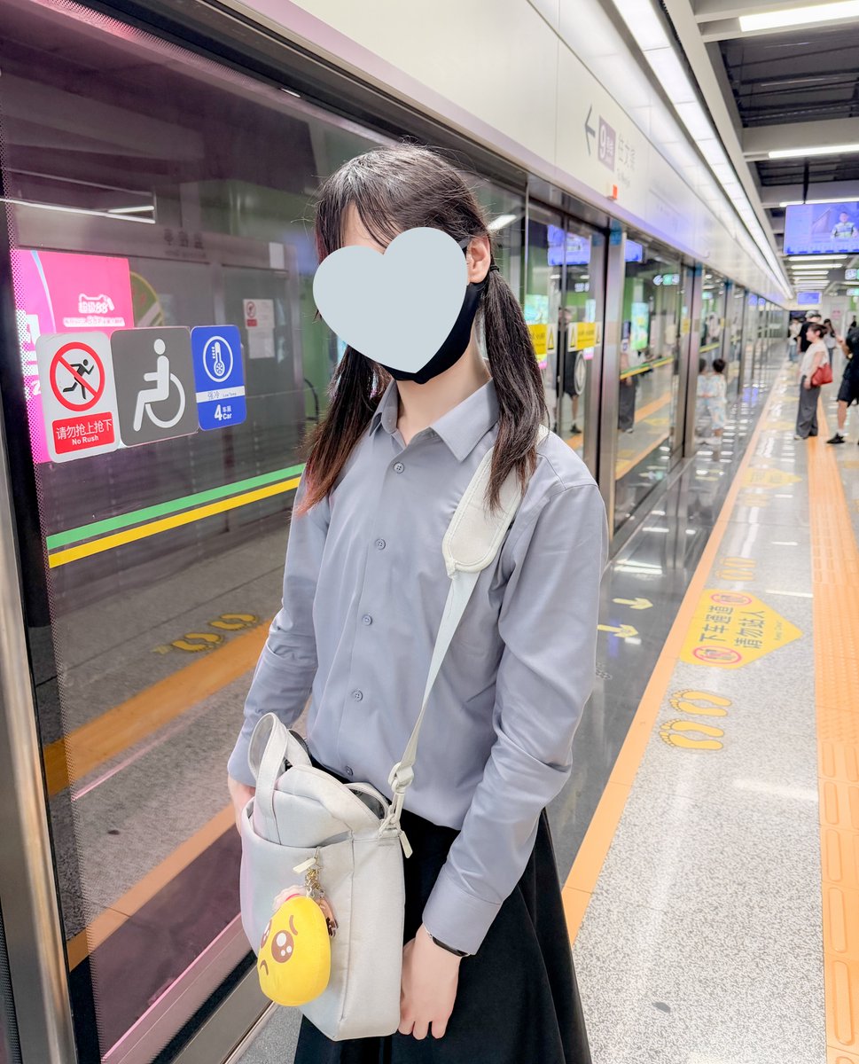 JanboMikan's tweet photo. 我妈问我吃了这么多年糖以后还能不能生孩子。
我说：妈，你儿子能不能生孩子我不知道，但你女儿怀孕的概率确实比较低。 https://t.co/zHNtKBiCVy