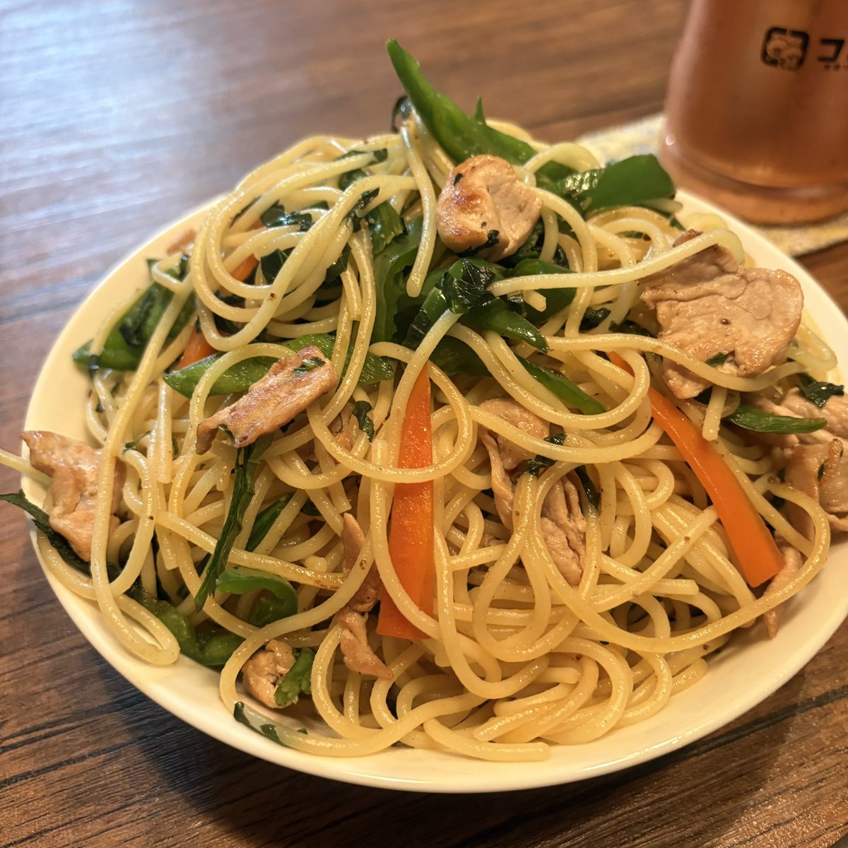 furaijie's tweet photo. 大葉たっぷりスパゲティ🍝 https://t.co/9QDuirgvbN