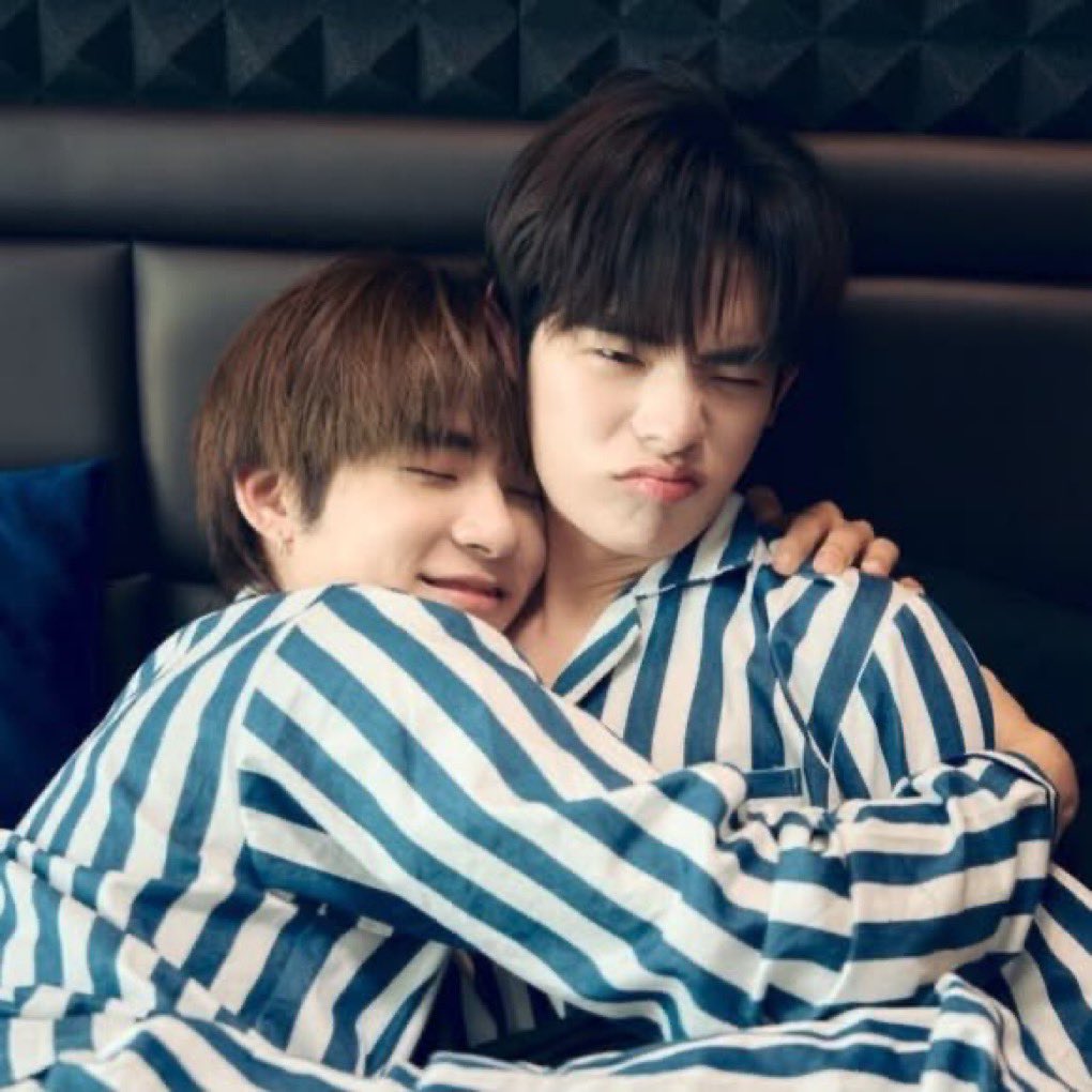 twnpchit's tweet photo. I just love how qin is a fake nonchalant,he acts like he doesn’t want the kisses when im reality he so badly does https://t.co/DikPdSwYMp