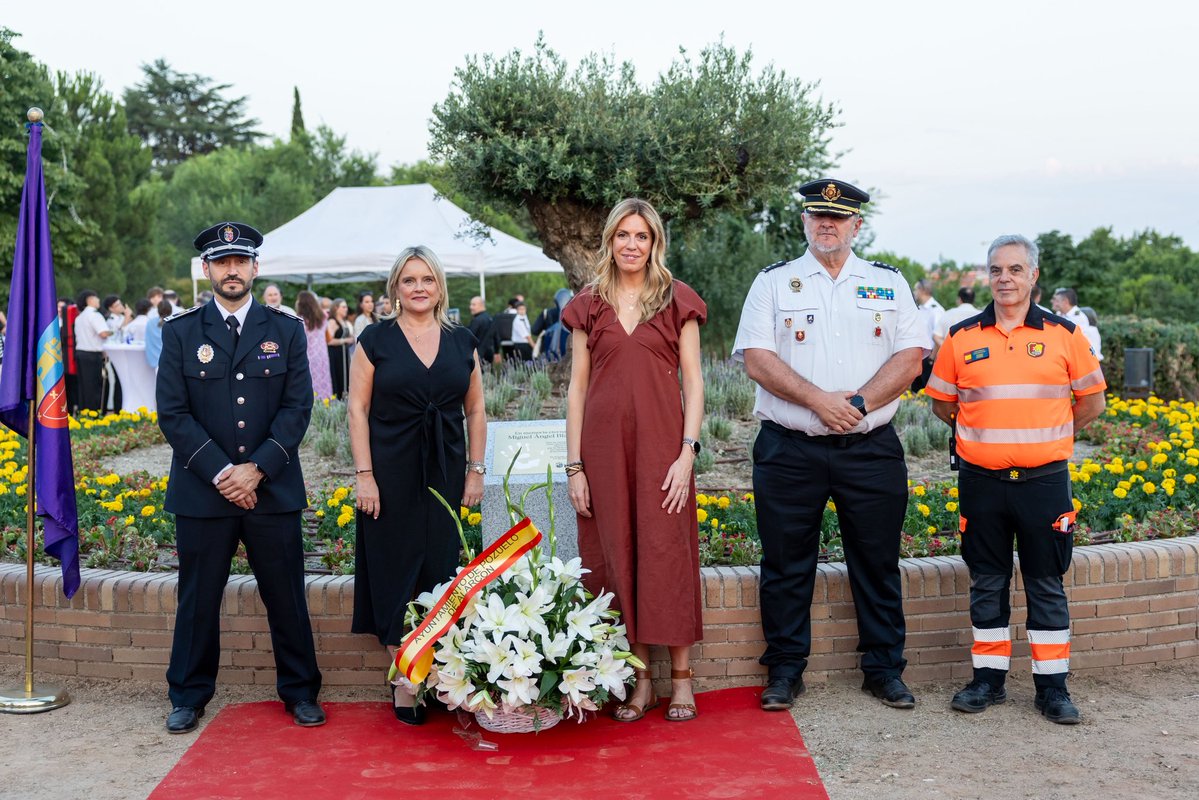 PMdePozuelo's tweet photo. Tal día como hoy de hace 29 años, ETA secuestró a Miguel Ángel Blanco para asesinarlo dos días después. Ayer Policía Municipal y Nacional, SEAPA y Protección Civil de Pozuelo estuvimos muy presentes en el acto organizado por el Ayuntamiento en su memoria. https://t.co/zYxKaX45h9