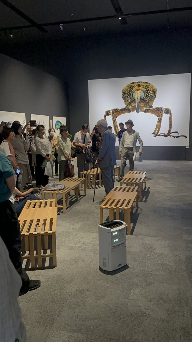 sho51arm's tweet photo. 豊田市博物館で養老孟司先生の「虫展」が明日から開催されます。

本日、ひと足先に開催された内覧会にお邪魔してきました。小檜山賢二氏の深度合成技法による虫たちの拡大写真のパネルは美しさと生命の力強さを感じさせて隅々までじっくりと時間をかけて見入ってしまいました。 https://t.co/V72Im3k6BS