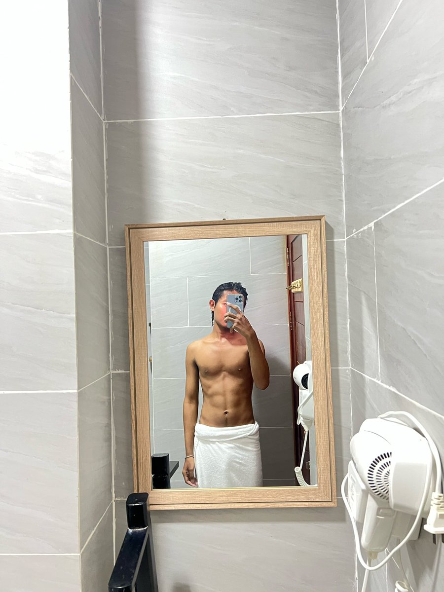 pongtea_egg's tweet photo. 🛁🧸 https://t.co/FOvJ3lww5o