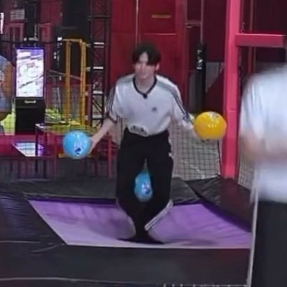 myhamkittyboy's tweet photo. 이거 대체 뭐하는 자컨인거지 https://t.co/suHraOWmfD