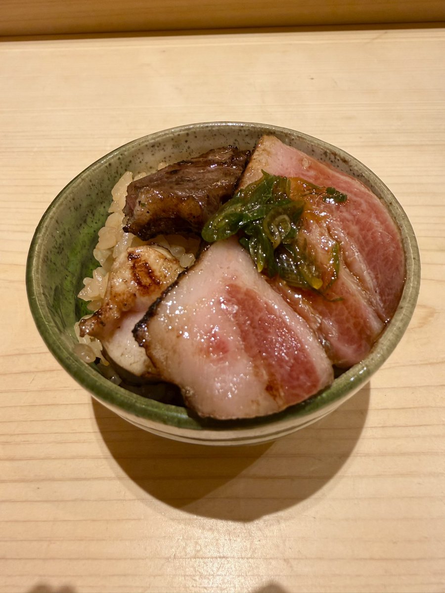 doncochan_22's tweet photo. タイミングよくて社長に焼いていただけた！大好きな焼きうおの銀座三越店🐟 https://t.co/HUHXpa22Jl
