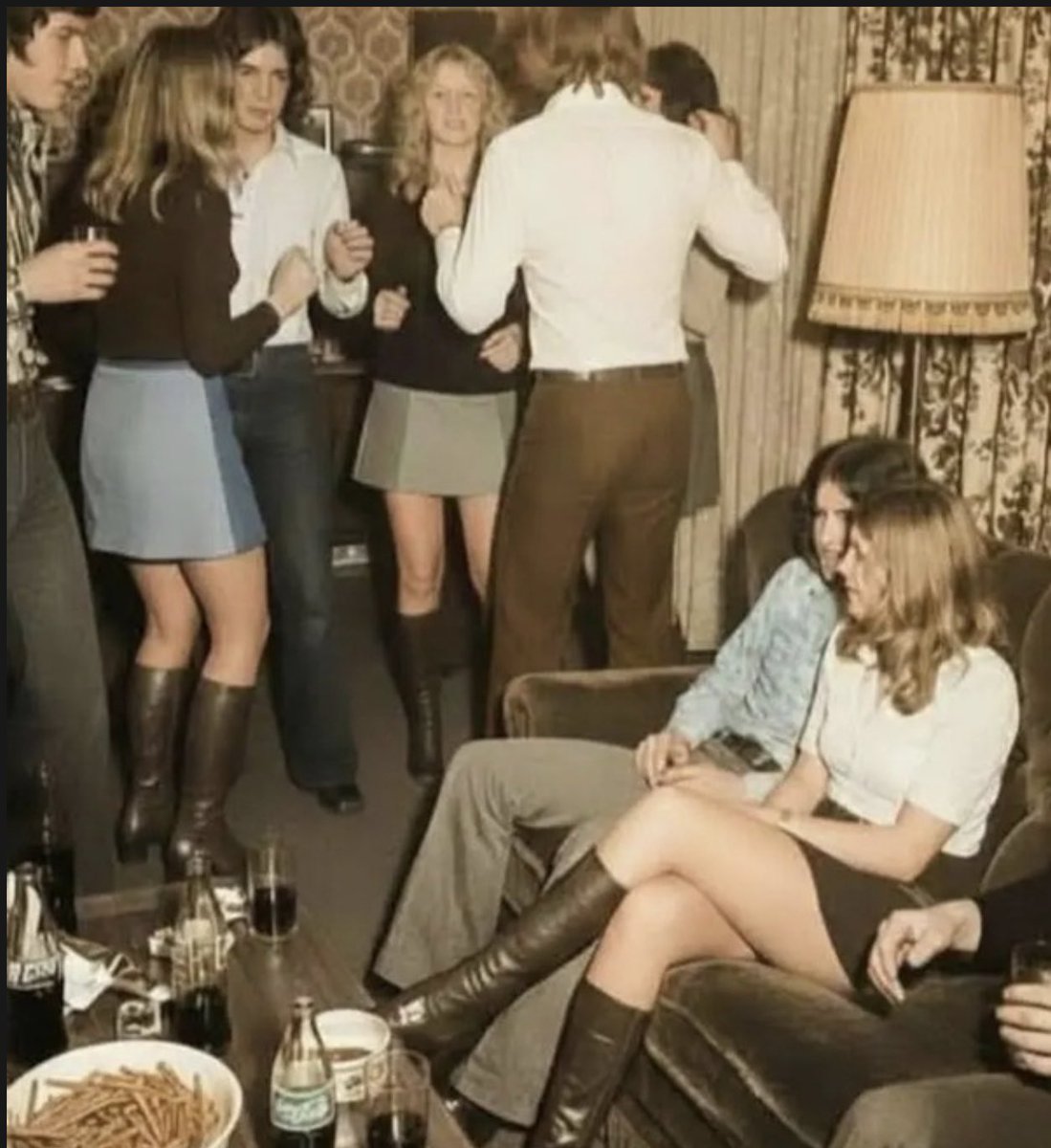BrianRoemmele's tweet photo. Before social media.

Before guys in my DMs.

Humanity “settled” for the people they knew.

It worked for 100s of 1000s of years. https://t.co/BIJzfNbkce