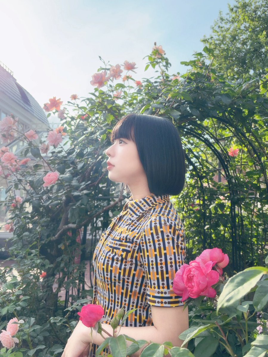 kurumi_kinopo's tweet photo. 北海道札幌市にある白い恋人パーク、
ベルサイユのばらみたいな写真撮れる https://t.co/NF67Qzd4S4