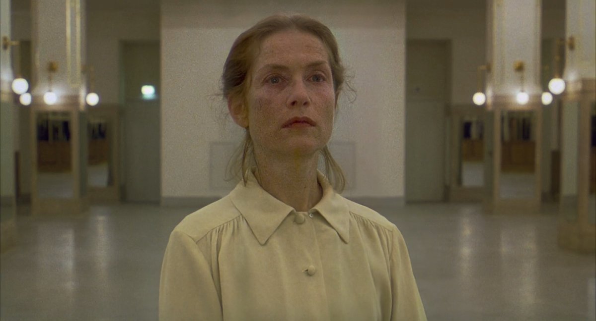 CINEMA505's tweet photo. Dirigido por Michael Haneke, 'A Professora de Piano' será relançado nos cinemas brasileiros em 30 de julho. https://t.co/TAmH9JYGGD