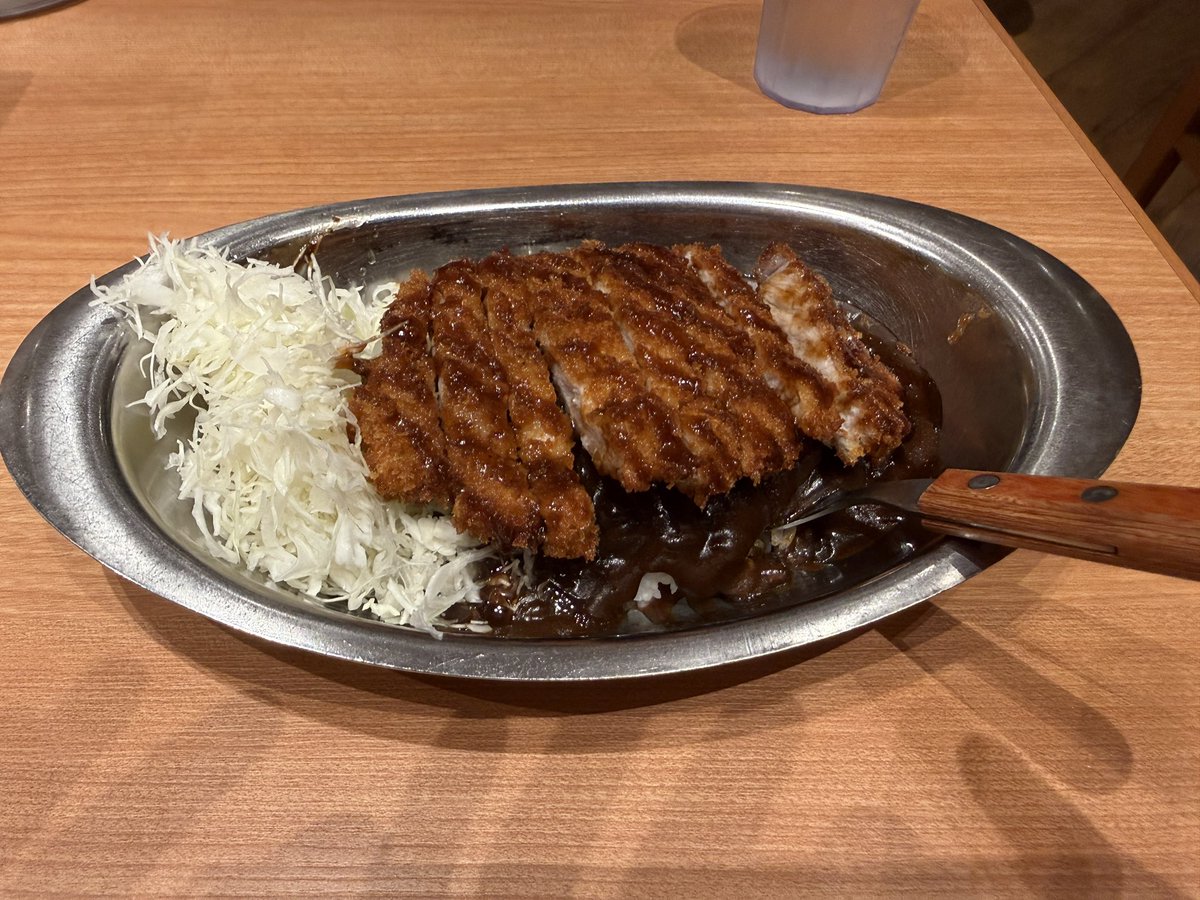 tokiaoda's tweet photo. 明日の気分を上げるために金沢の
ゴーゴーカレーを晩御飯 https://t.co/OhQaTczDMj