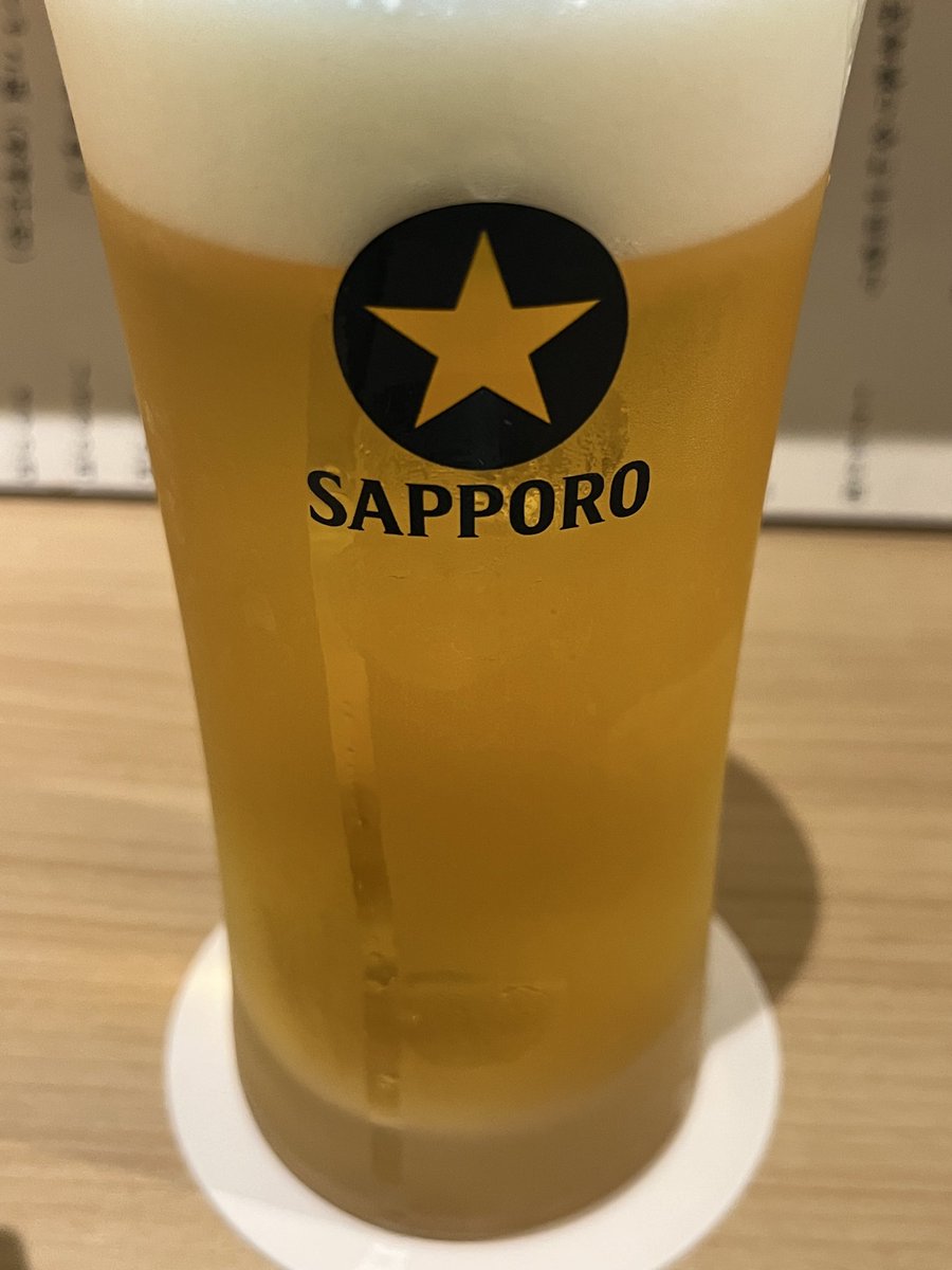 cozyraina's tweet photo. 今週もおつかれー

ビール🍺がうまー

刺身
タイ
マグロ
シマアジ
タコ🐙
〆さば
イサキ
星鰹
ハモ https://t.co/t4b8qBJvhZ