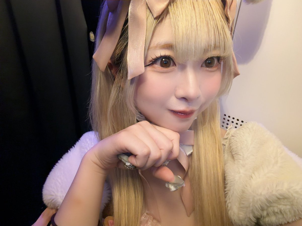 feather_miu_'s tweet photo. おりますきんよーび♩♡
#自撮り界隈 #コンカフェ https://t.co/jbeHRGnR2y