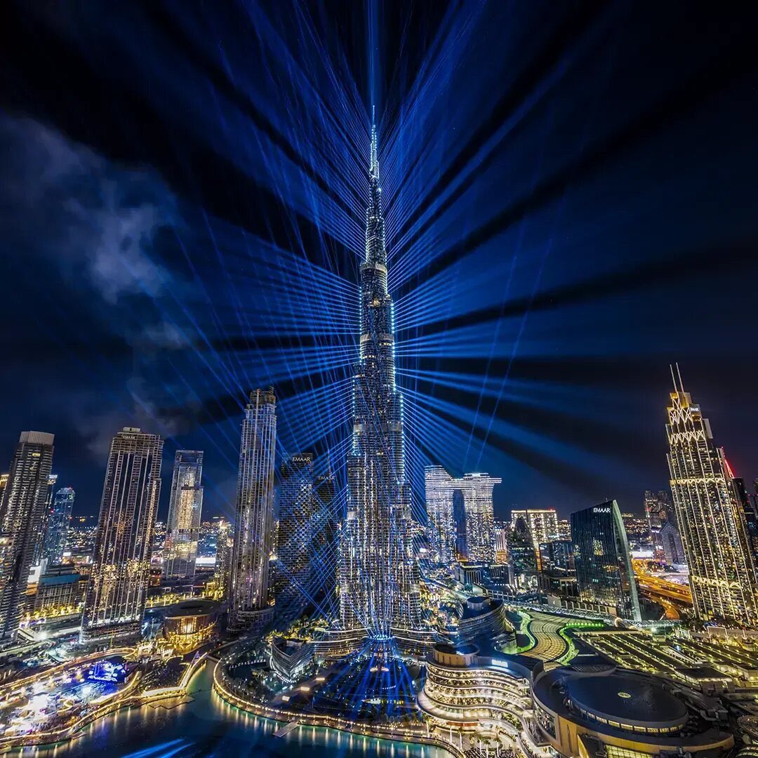HamadShanab's tweet photo. "برج خليفة ومتحف المستقبل يدخلان سباقاً عالمياً، لاختيارهما ضمن قائمة «عجائب العالم السبع المعاصرة»، في إطار مبادرة أطلقها المجلس العالمي للسفر والسياحة"

من مدينة دبي للعالم 🇦🇪 https://t.co/8fgLxCTJYp