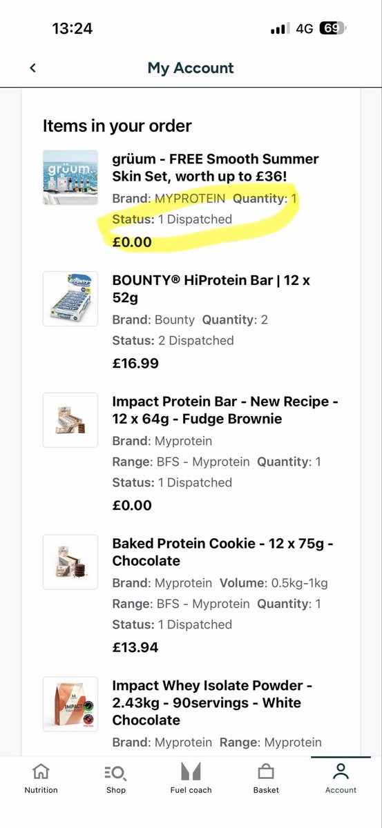 t4jkhan's tweet photo. Hey @MyproteinUK @myprotein_help, incredibly frustrated. I spent over £200, my dispatch email confirmed 2 free gifts were shipped, but 1 was missing. CS sent a link to claim it but now expects ME to pay the postage! Why am I paying shipping for your packing mistake? https://t.co/hz4qk6QNrS