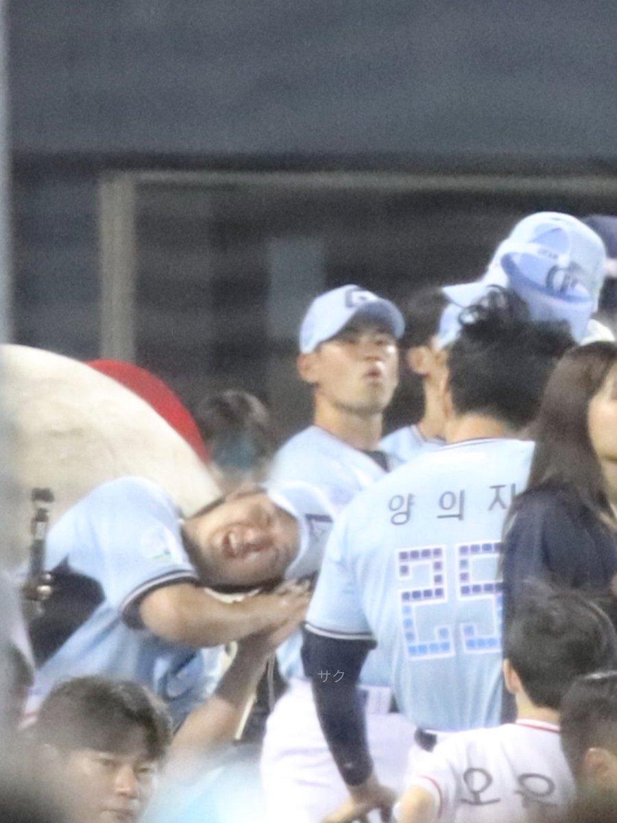 HMX_4697's tweet photo. 아 개웃겨 최정ㅋㅋㅋㅋㅋㅋㅋㅋㅋㅋㅋㅋㅋㅋㅋㅋㅋㅋㅋㅋㅋㅋㅋㅋ https://t.co/2M4dEWK4IV