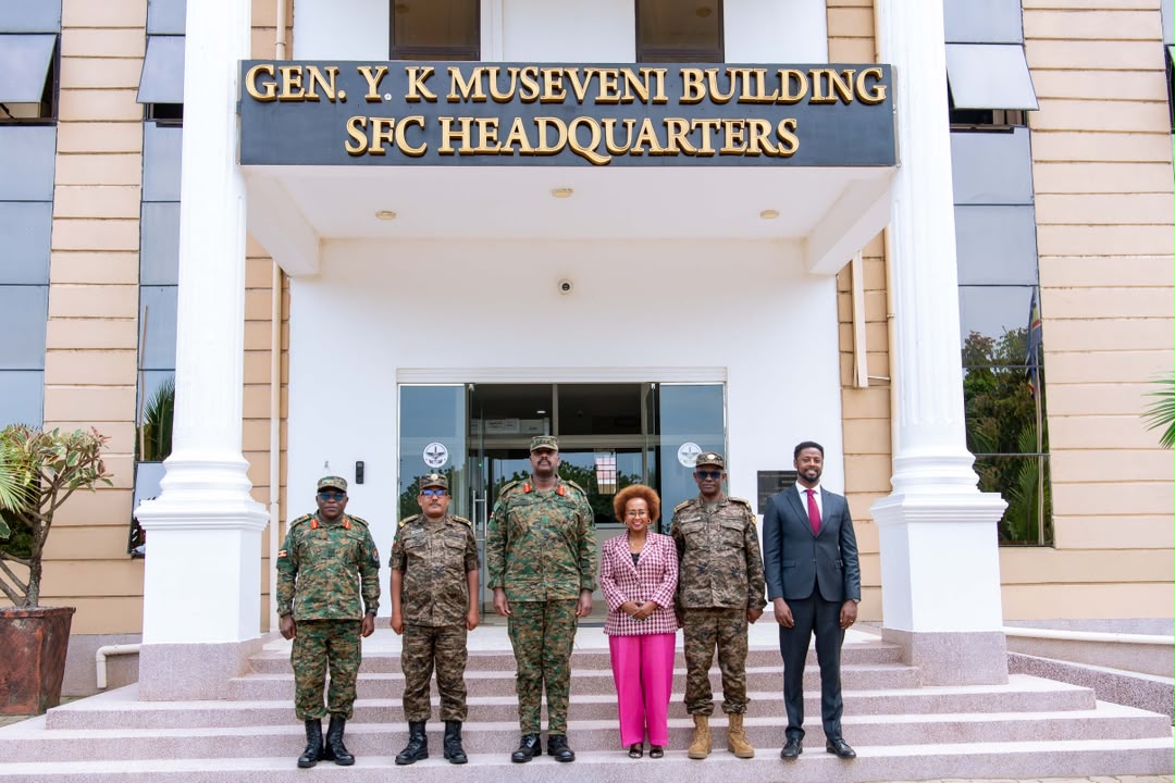 KampalaPost's tweet photo. CDF, Ethiopian Ambassador Hail Historic Bilateral Ties
https://t.co/QlNhizr78s https://t.co/4wLTlT8Zvz