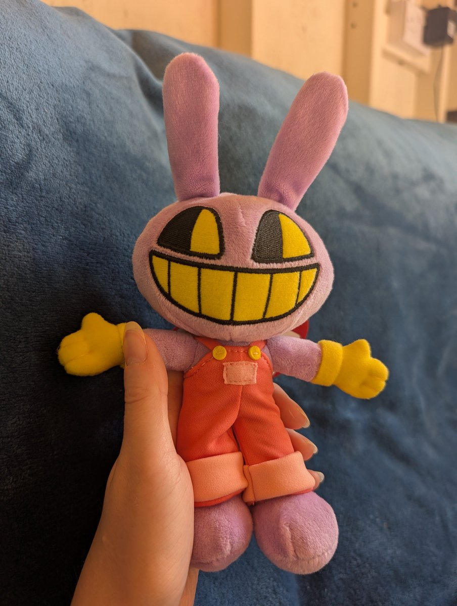 Beth_KPK's tweet photo. The friend I convinced to watch TADC bought me Jax 😭❤️ so thoughtful I almost cried 🥹 https://t.co/SgRSWENR0T