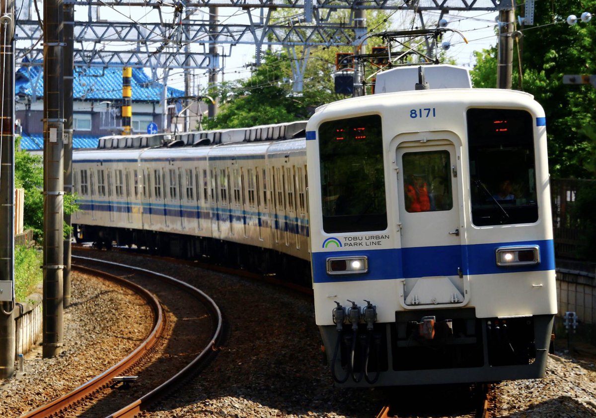 UPLexpress's tweet photo. さよなら8171F
森林公園在籍時から記録してきた数少ない編成でした。
2010年以降に森林公園から転属してきた編成からも遂に廃車が出てしまいましたね…。
50年弱の長い間本当にお疲れ様でした。 https://t.co/bbZLXaoaWk