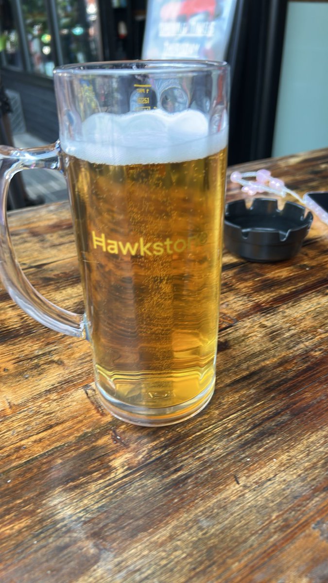 Sand3rs1992's tweet photo. @JeremyClarkson Absolutely delicious. Where can i buy this fabulous glass from? https://t.co/Ssk1RPhYVO