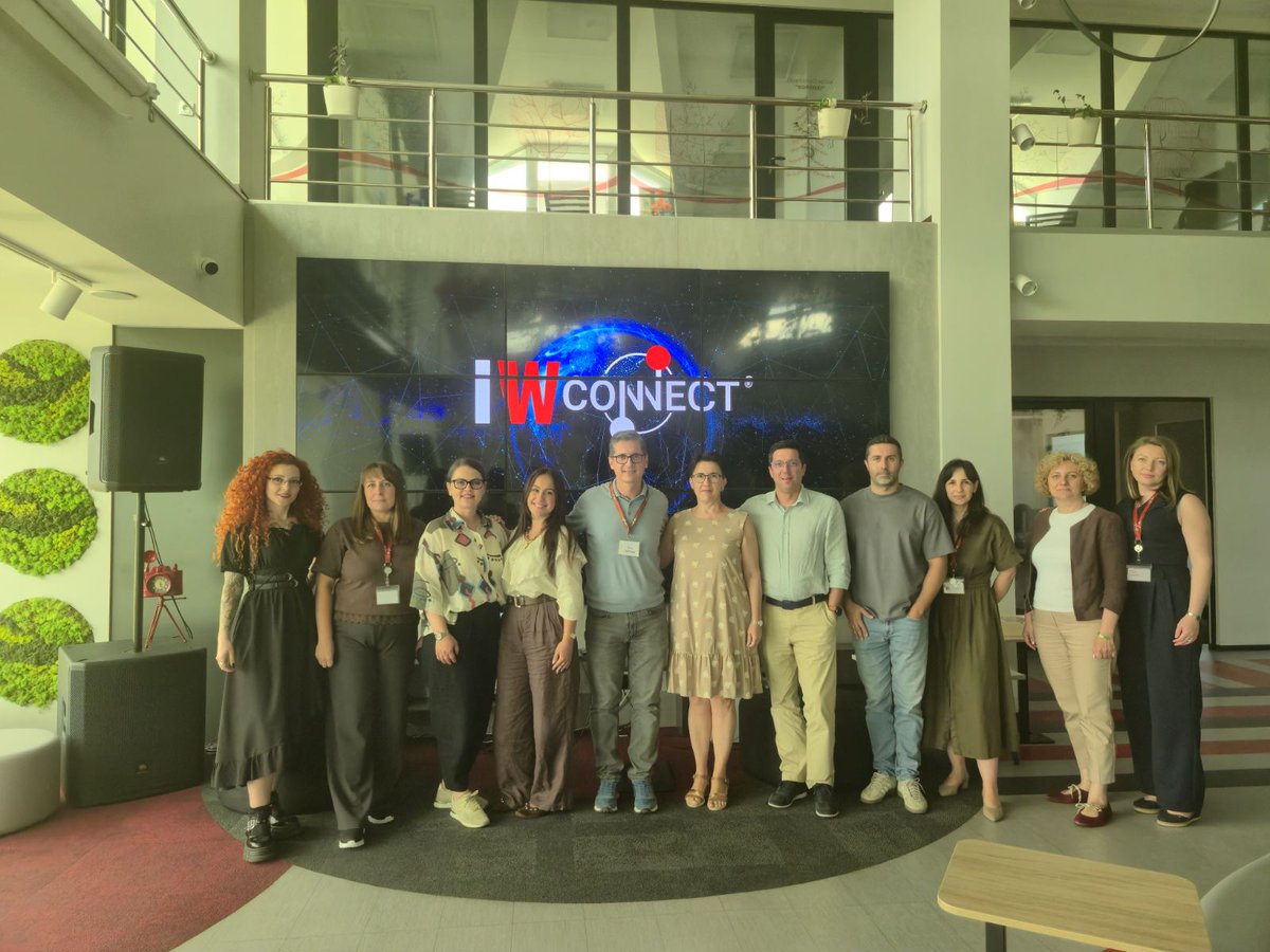 IWConnect tweet picture