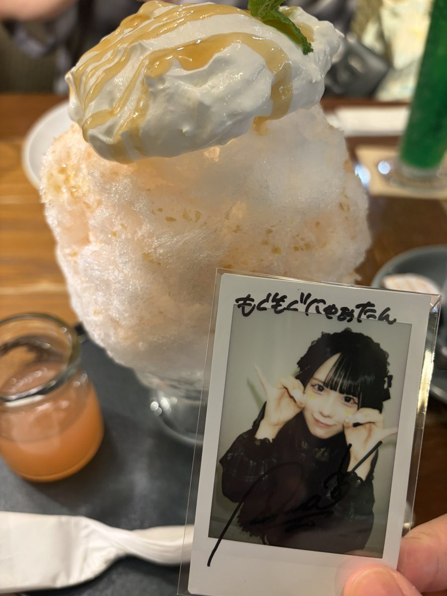 sw_rn_dp's tweet photo. コタローと氷活してきた！！！
今年の一発目はリンゴでした

もう30℃超えて暑いから
まじ溶けかけオタク。 https://t.co/GNBqJDTFqH