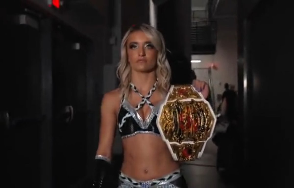 EwanECW's tweet photo. and still...
#tnaknockout #xiabrookside #knockoutschampion #tnaimpact #tnawrestling https://t.co/9i874vcX4x