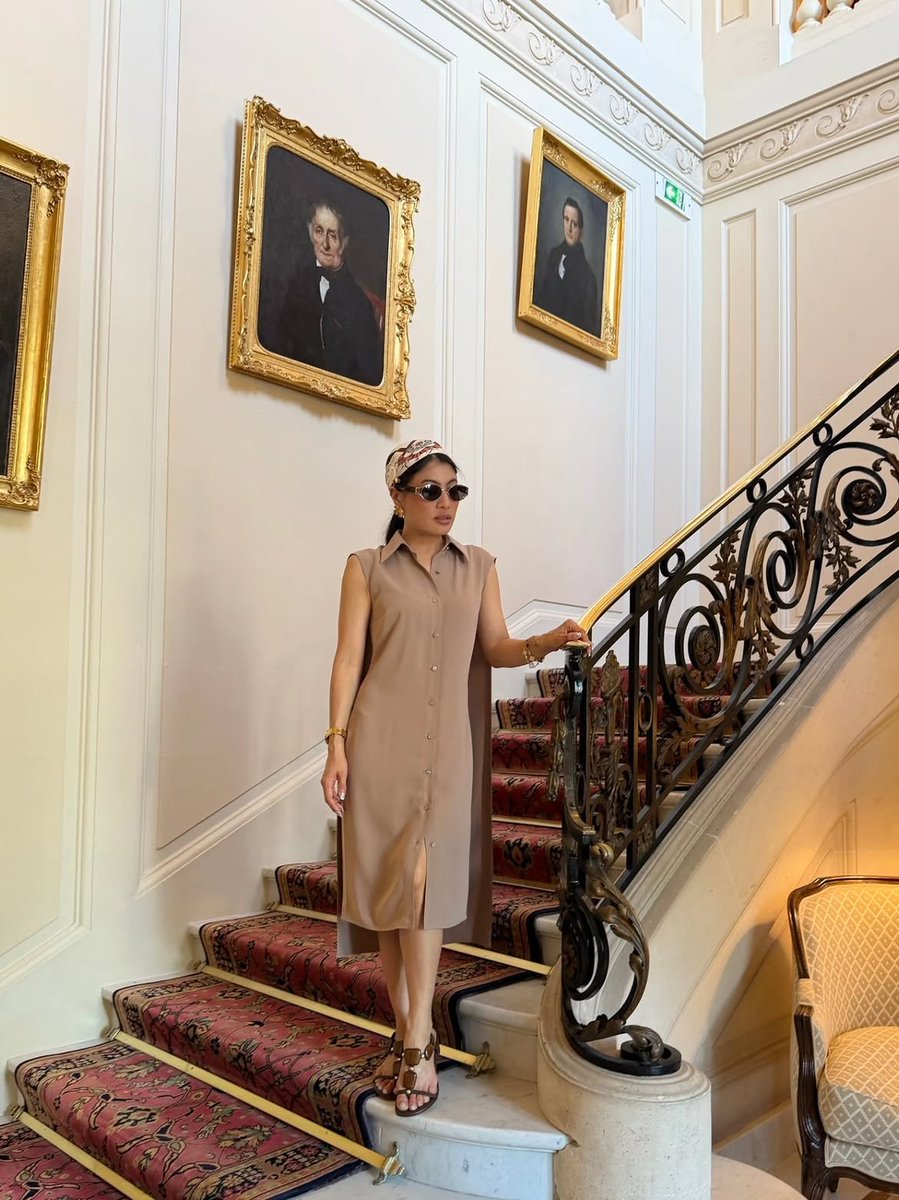 Shi_147's tweet photo. ✨👸🧡♦️🇨🇵 สมเด็จพระเจ้าลูกเธอ เจ้าฟ้าสิริวัณณวรี นารีรัตนราชกัญญา ทรงฉลองพระองค์เดรส "Elodie Sleeveless Shirt Dress" ตกแต่งด้วยดีเทล เคปด้านหลัง ในโอกาสเสด็จเยือนเมืองแร็งส์ สาธารณรัฐฝรั่งเศส✨
ขอบพระคุณ : #Asava
#ลมฝนบนฟ้ามาลิ่ว
#เรารักสถาบันพระมหากษัตริย์ https://t.co/h6bitrT2lK