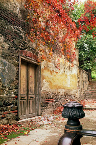 slhnrn's tweet photo. "İnsan, âlemde hayâl ettiği müddetçe yaşar."
                                             (Yahyâ Kemal)
Fotoğraf: Ara Güler https://t.co/X7zAvWDDQh