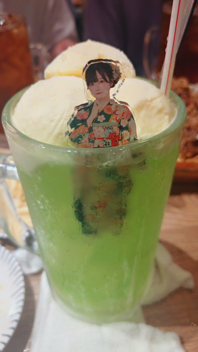 hinakonoo's tweet photo. ひなこさんお誕生日おめでとうございます🎂やっぱこの日はみんなで集まらないとねっ✨
#小森ひなこ生誕祭2026 https://t.co/8kaMuNok91
