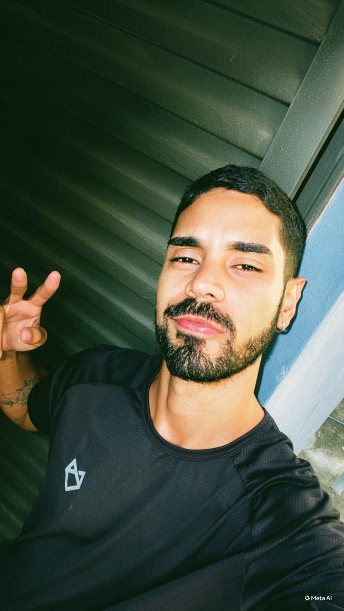 Jeffmart18's tweet photo. Bom dia ✨ https://t.co/rf8Zon8L5N