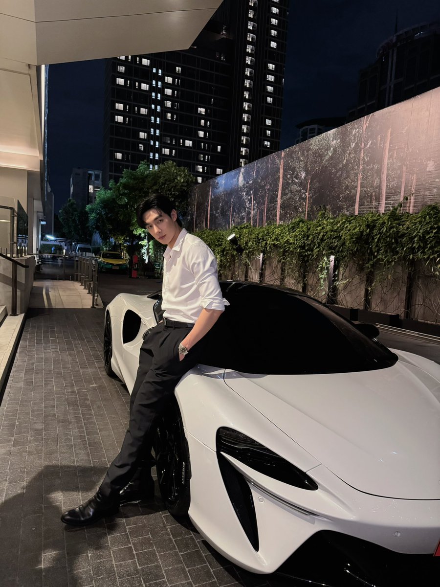 DBTE_iQIYI's tweet photo. หล่อ สูง ทำอาหารเป็น มีรถสปอร์ต ใจดีกับเทอขาคนเดียว ทั้งหมดนี้คือเจน แพทริค เป็นคนคุยของเจนอารีย์

DBTE RULES EP3
#อย่าขอพี่เจนEP3 https://t.co/SxiHzd6iKW