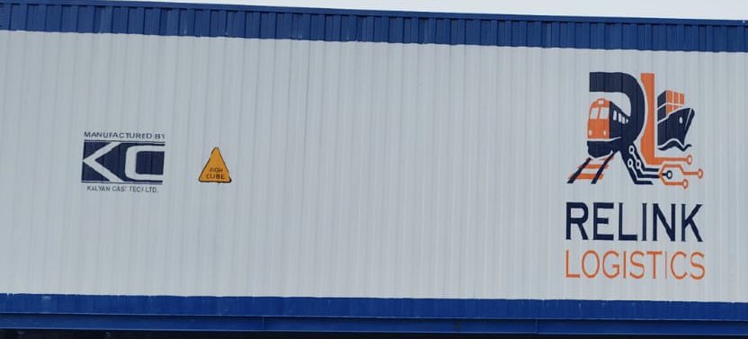 nkumar3010's tweet photo. We are proud to introduce the biggest-ever 40 ft container, engineered to carry up to 200 cotton bales—40% more than a standard 40 ft  (HC) ISO 

This innovation is set to be a game changer for cotton bales, yarn packages, and lightweight cargo for storage &amp; movement https://t.co/u1J9WFCczj