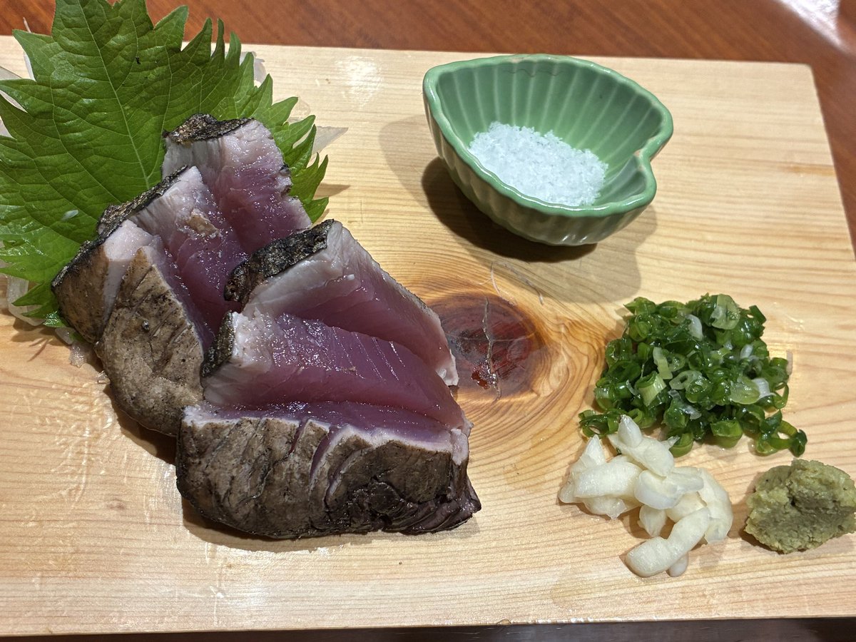 YsKoMoRi's tweet photo. 鰹と冷汁

サイコーでーす。 https://t.co/Ob9l3qTiDP