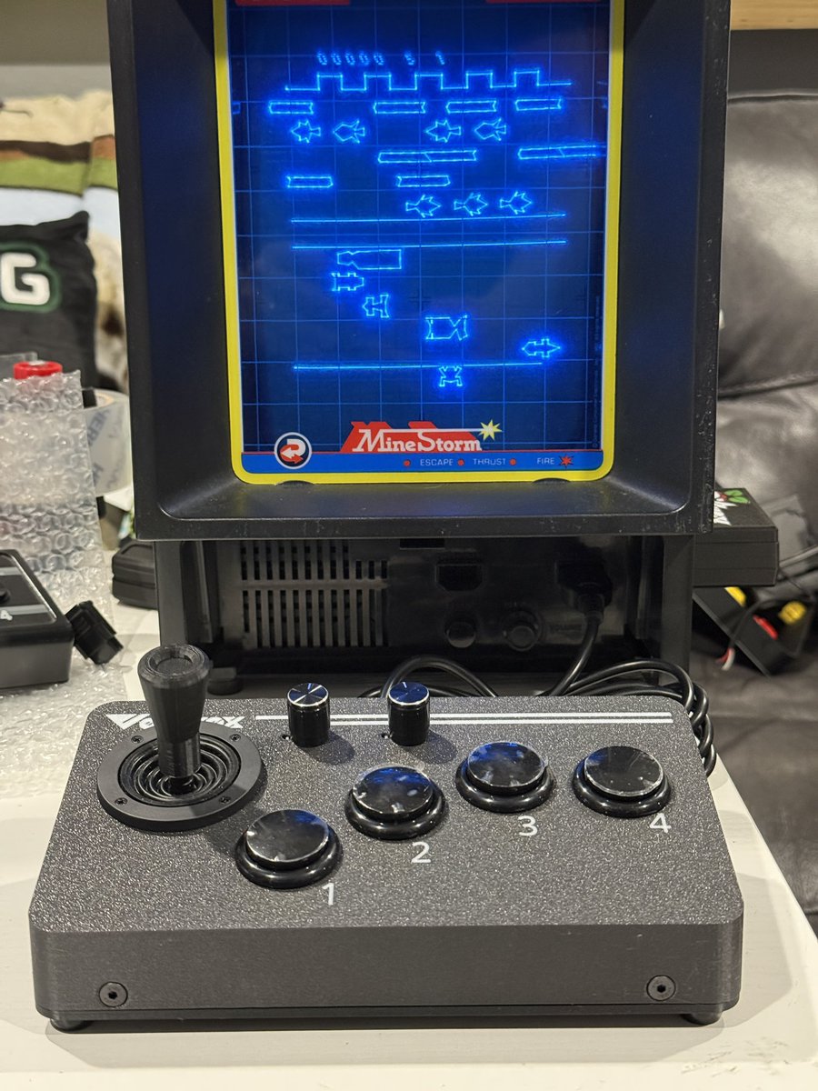 retrogameboyz's tweet photo. Workbench Update: #vectrex digital control pad, analog arcade stick and PiTrex Complete - products all shipping out! https://t.co/u5EQoXMXwb