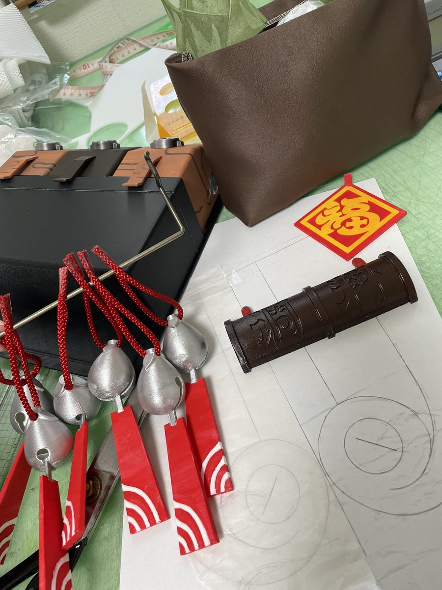 ぱんださんからまとめ 最近作ってるやつ パンダさんの装飾品達！ 造形トップが固まってて泣い