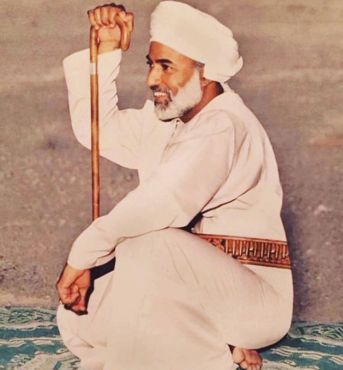 bint_alhoudar's tweet photo. رحم الله جلالة السلطان قابوس بن سعيد، قائدٌ ترك إرثًا من الحكمة والنهضة، وستظل إنجازاته مصدر فخر وإلهام للأجيال.

#قابوس_بن_سعيد
#يوم_الجمعة https://t.co/2fYkPiIXBF