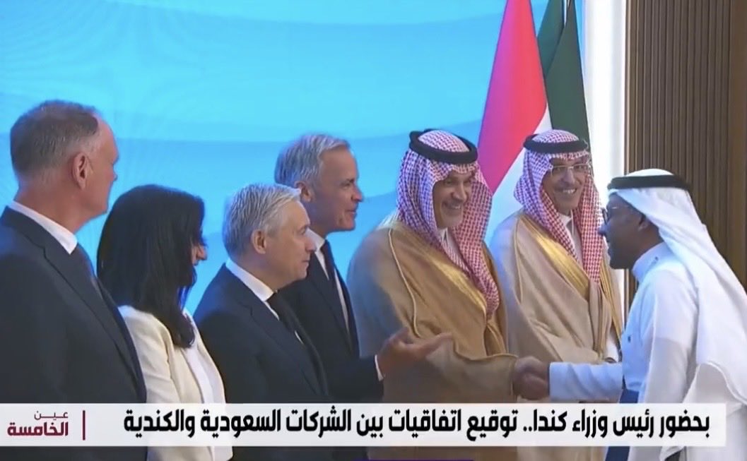 engaab's tweet photo. إنه لمن دواعي سروري أن ألتقي البارحة بدولة رئيس الوزراء الكندي @MarkJCarney ، ومعالي @MAAljadaan ،ومعالي وزير الاستثمار ا.فهد ال سيف، ومعالي الوزراء الكنديين@FP_Champagne ، @AnitaAnandMP  @DavidMcGuinty خلال هذا الحدث المميز الذي شهد توقيع عدد من الاتفاقيات بين الشركات السعودية والكندية.

لقاء مميز، وفخور بأن أكون جزءاً من هذه المرحلة التي تعزز التعاون ونقل المعرفة وتوطين التقنيات المتقدمة بين المملكة العربية السعودية وكندا 
🇸🇦🤝🇨🇦
#رئيس_وزراء_كندا_في_السعودية 
#InvestSaudi