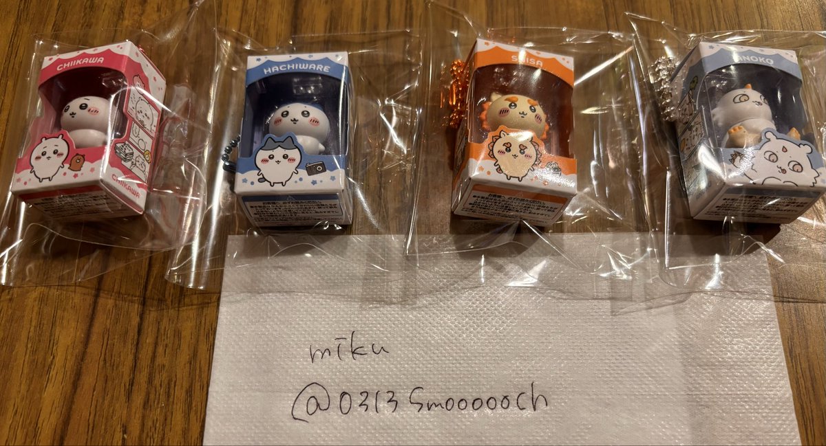 0313Smoooooch's tweet photo. 【交換】ちいかわ チョコボックス ボックスフィギュアコレクション

譲：ちいかわ ハチワレ シーサー あのこ
求：ラッコ2>古本屋(カニちゃん)2

郵送交換希望です。
纏めての交換だと助かります。
検索からでもお気軽にお声掛けください。 https://t.co/Pa2SFiUeu3