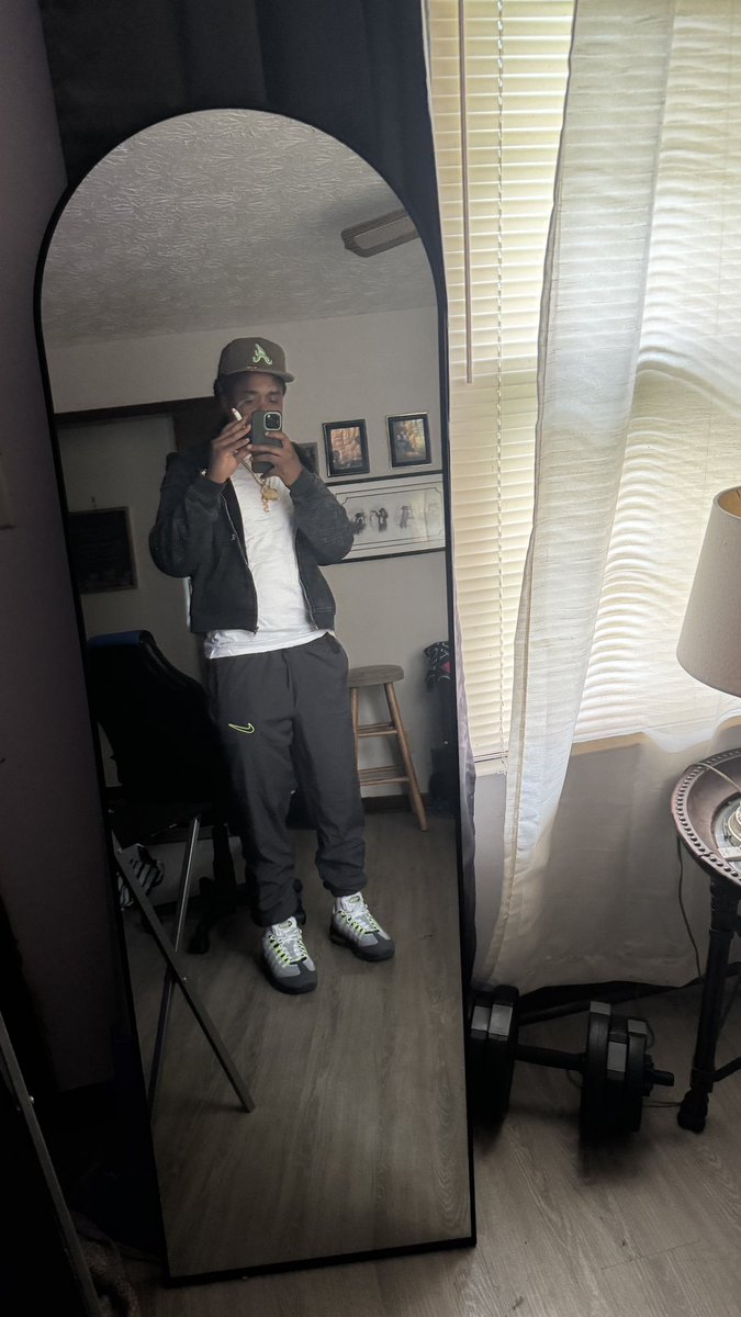 Key2trim's tweet photo. Just stay out my way https://t.co/TLLKCsmzRu