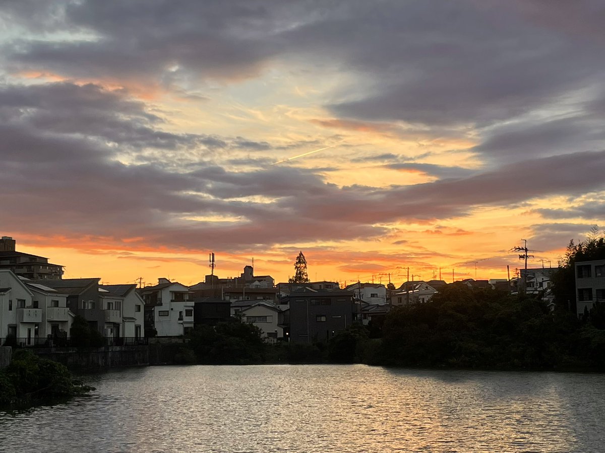 ❤️NORIKO❤️ 今日の夕焼け。ほんのり。 お疲れ様でございました。 #夕焼けLOVE
