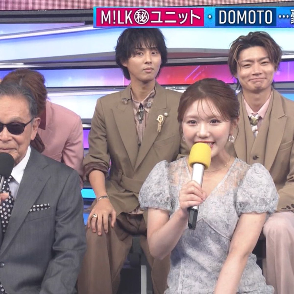 cyomesukexxx's tweet photo. ちょうどMCの間で全身映ってるから自分の衣装大丈夫か確認してんだけどかわいwwww https://t.co/Gc6PSFfnsr