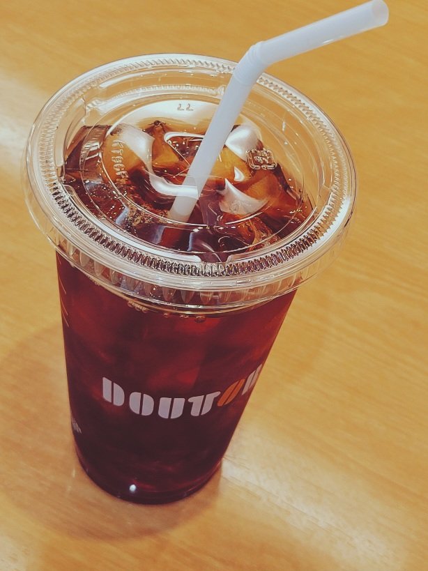 LiLip_a's tweet photo. 久し振りにドトールコーヒーの
アイスティーを飲んだ。
美味しかった！ https://t.co/BY7KP1UNWD
